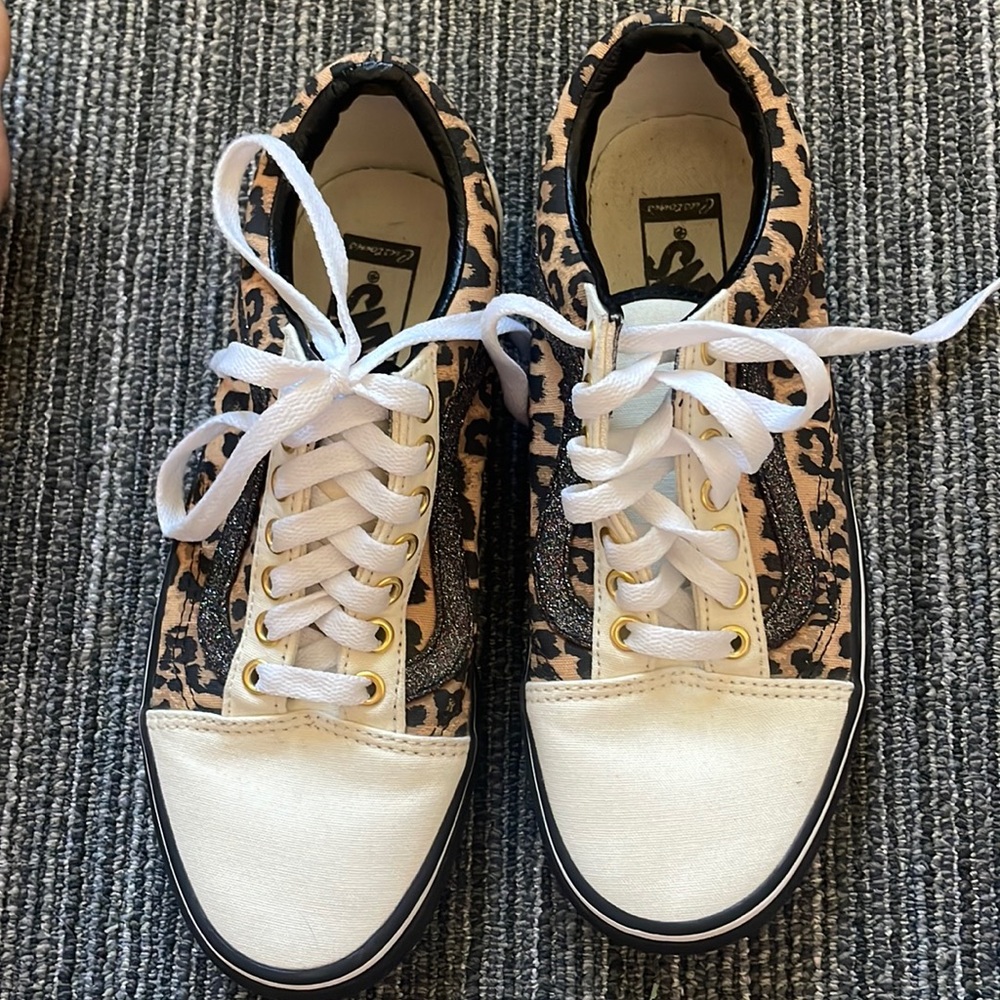 Maid of Honor Vans